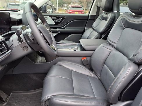 New 2025 Lincoln Aviator Reserve w/ Equipment Group 201A image 7