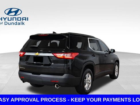 Used 2021 Chevrolet Traverse LS AWD/4WD image 2