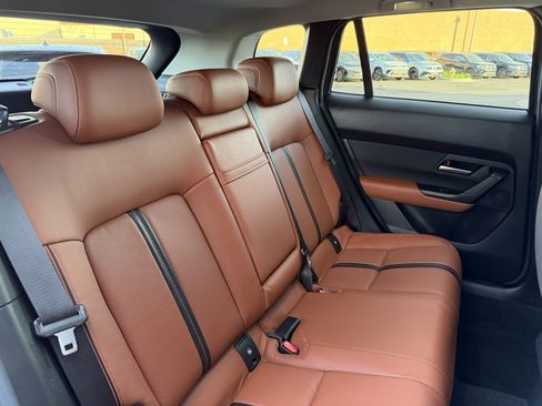 Used 2024 MAZDA CX-50 Meridian Edition w/ Apex Package image 39