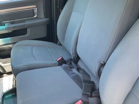 Used 2017 RAM 1500 Classic SLT AWD/4WD image 33