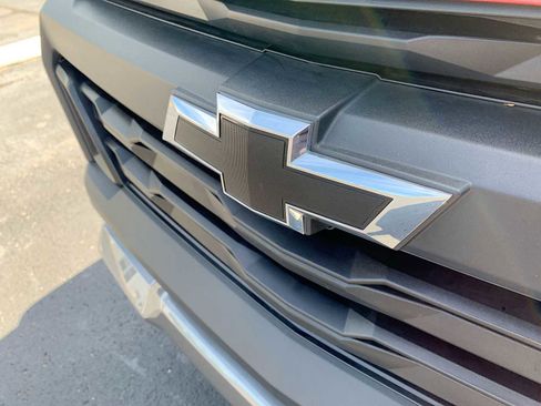 Certified 2025 Chevrolet Colorado Trail Boss AWD/4WD image 30