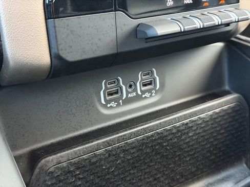 Used 2020 RAM 1500 Laramie AWD/4WD image 31