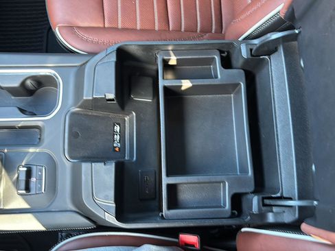 Used 2025 GMC Sierra 1500 Denali Ultimate image 35