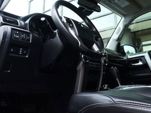 Used 2022 Toyota 4Runner Limited image 44