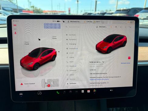 Used 2025 Tesla Model Y Long Range image 13