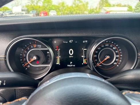 Used 2022 Jeep Gladiator Overland AWD/4WD image 21