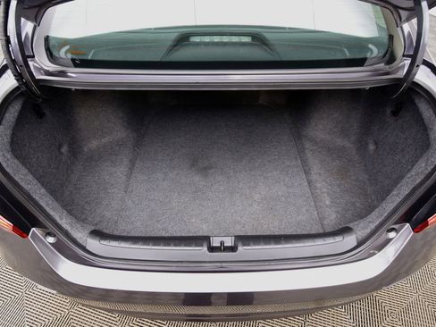 Used 2018 Honda Accord EX-L image 36