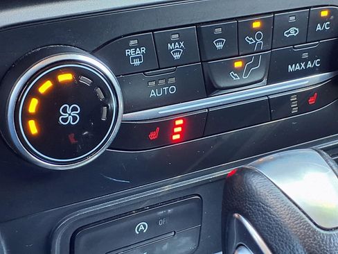 Used 2020 Ford EcoSport SE w/ SE Convenience Package image 5