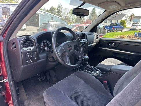 Used 2007 GMC Envoy SLE image 7