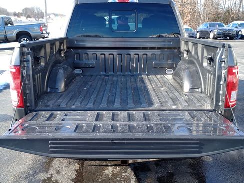 Used 2017 Ford F150 XLT w/ Equipment Group 302A Luxury image 18