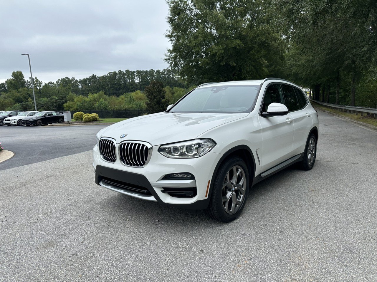 Used 2020 BMW X3 xDrive30i w/ Premium Package AWD/4WD image 4