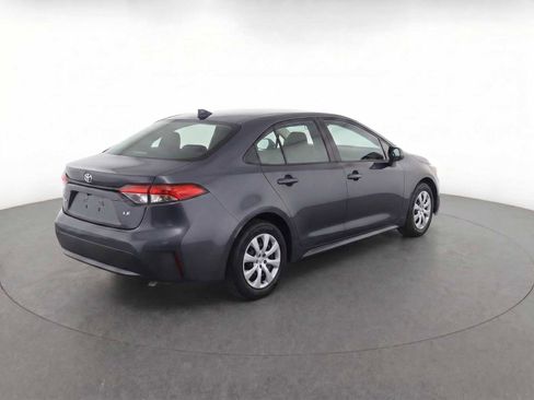 Used 2024 Toyota Corolla LE FWD image 5