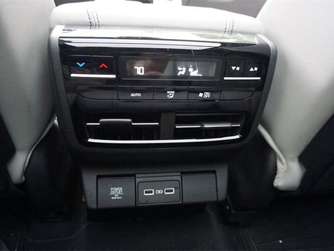 Used 2023 Acura MDX FWD w/ Technology Package image 17