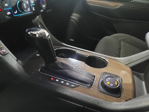 Used 2019 GMC Acadia SLE w/ Driver Alert Package I image 26