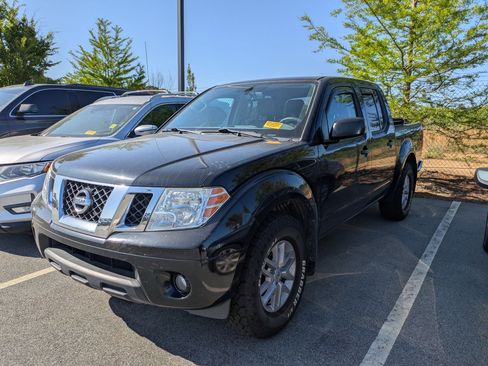 Certified 2021 Nissan Frontier SV image 4