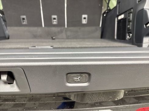 New 2025 Ford Expedition Max Platinum w/ Driver's Package image 29