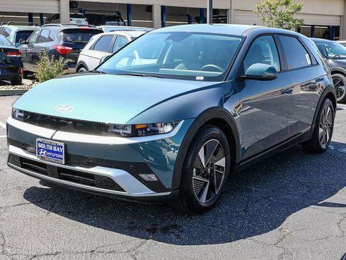 New 2026 Hyundai Ioniq 5 SEL RWD image 3