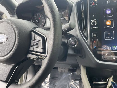 Used 2025 Subaru Forester Premium w/ Convenience Package #1 AWD/4WD image 9