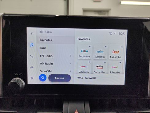 Used 2024 Toyota RAV4 XLE image 43