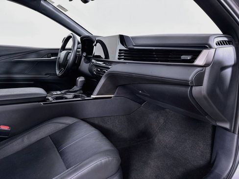 Certified 2025 Toyota Camry XSE FWD image 28