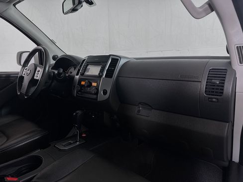 Used 2021 Nissan Frontier PRO-4X w/ Pro-4x Utility Package AWD/4WD image 29