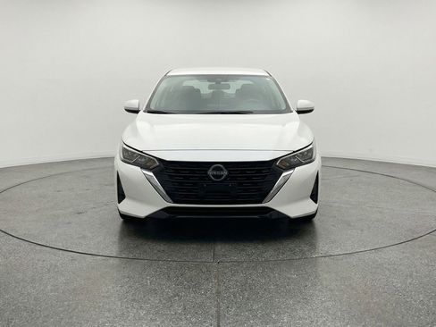 Used 2025 Nissan Sentra SV FWD image 2