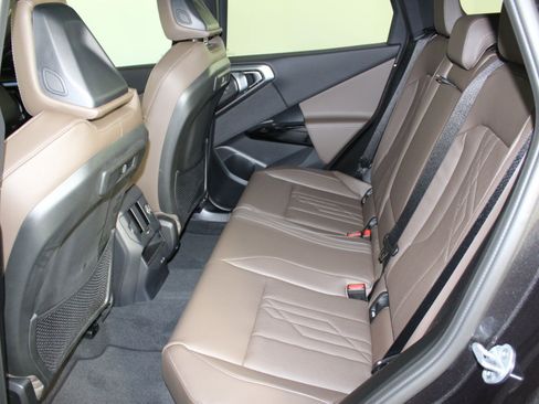 New 2026 BMW X3 xDrive30 w/ M Sport Package image 13