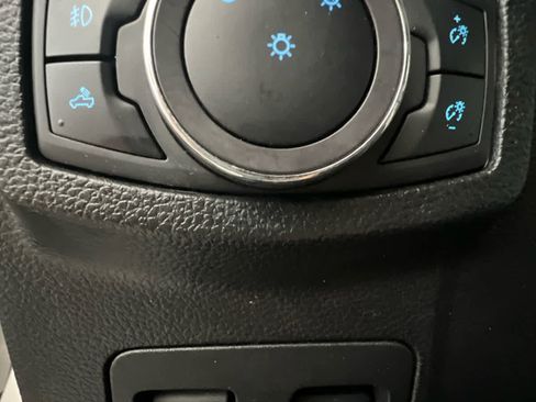 Used 2019 Ford F150 Lariat w/ Equipment Group 502A Luxury image 16