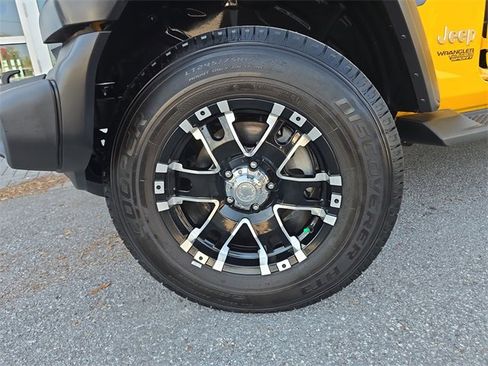 Used 2020 Jeep Wrangler Unlimited Sport S image 29