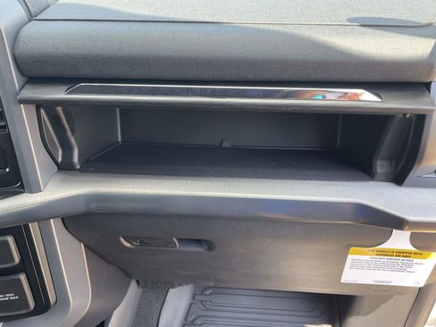 New 2025 Ford F150 Lariat w/ Equipment Group 502A High image 37