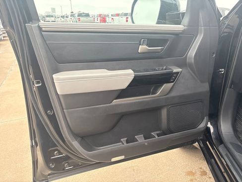 Used 2025 Toyota Tundra Limited image 13