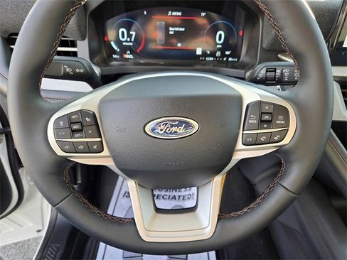 New 2026 Ford Explorer Active w/ Active Comfort Package image 19