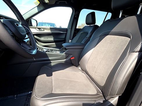 New 2026 Jeep Grand Cherokee L L LAREDO ALTITUDE 4X4 image 16