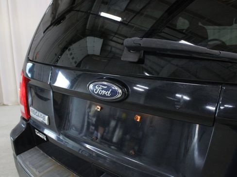 Used 2010 Ford Escape XLT AWD/4WD image 29