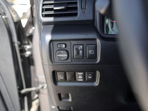 Used 2022 Toyota 4Runner Limited AWD/4WD image 18