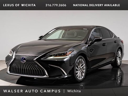Used 2019 Lexus ES 300h FWD image 1
