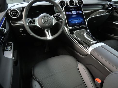 Certified 2026 Mercedes-Benz GLC 300 4MATIC image 2