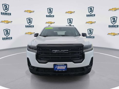 Used 2023 GMC Acadia SLT w/ Elevation Edition FWD image 3