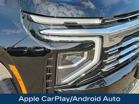 Used 2026 Chevrolet Tahoe Premier AWD/4WD image 11