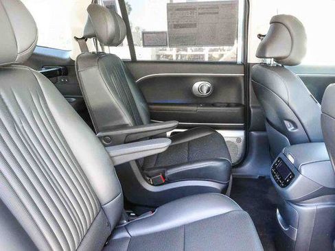 New 2026 Hyundai Ioniq 9 Calligraphy image 19