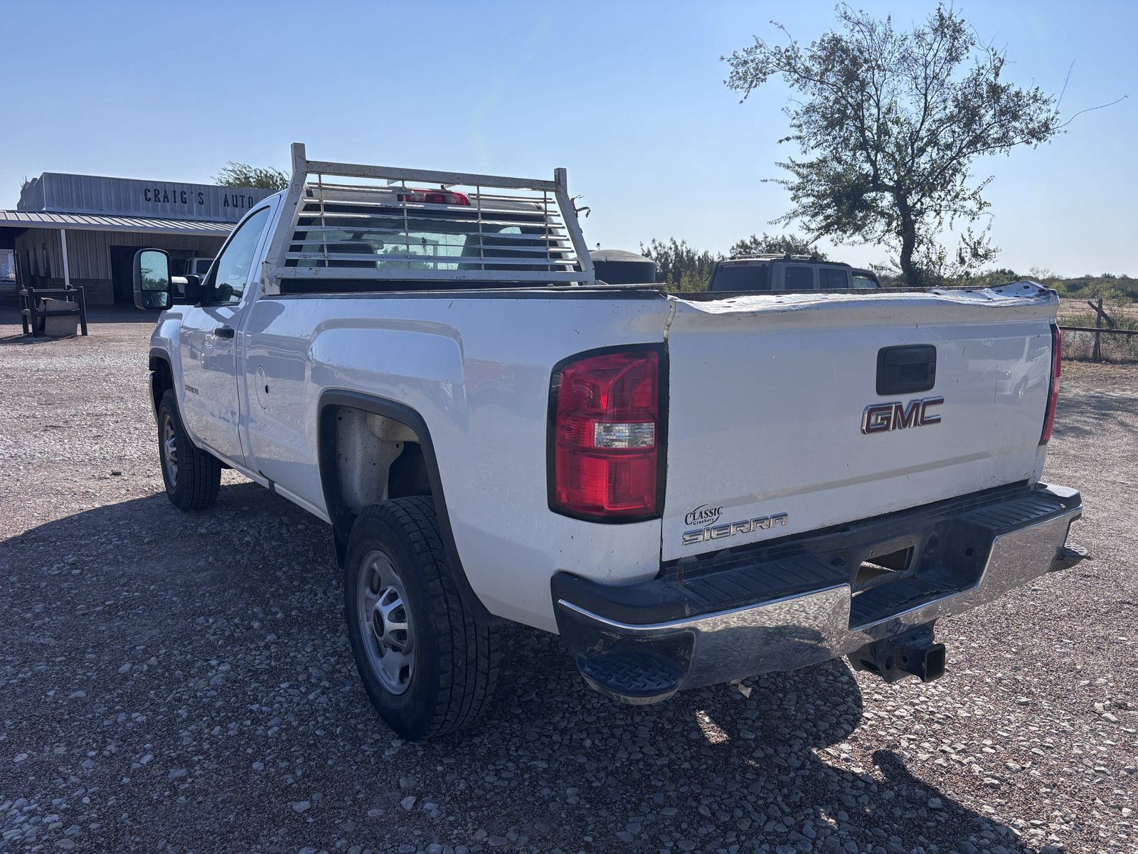 Used 2017 GMC Sierra 2500 2WD Regular Cab image 3