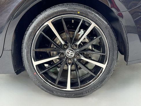 Used 2025 Toyota Camry XSE w/ Premium Package image 10