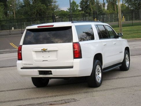 Used 2018 Chevrolet Suburban LS AWD/4WD image 13