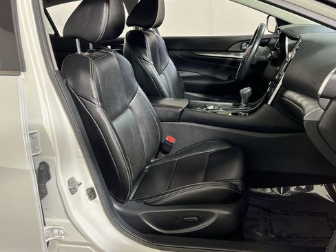 Used 2023 Nissan Maxima SV w/ Floor Mat Group image 25