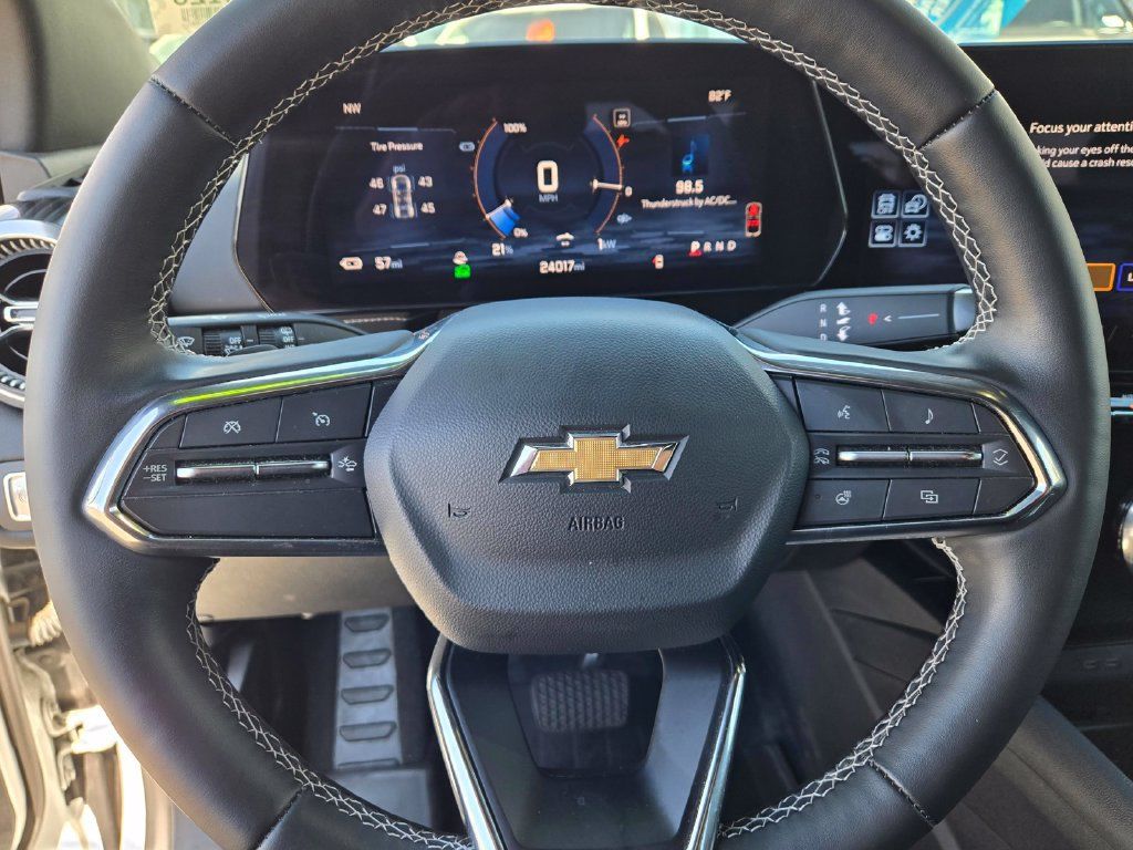Used 2024 Chevrolet Blazer EV LT AWD/4WD image 20