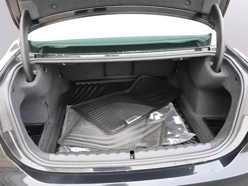 Used 2024 BMW 430i xDrive Coupe w/ Premium Package image 17