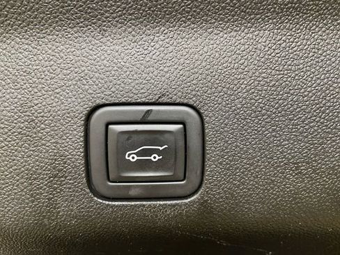 Used 2023 Chevrolet Tahoe LT image 26