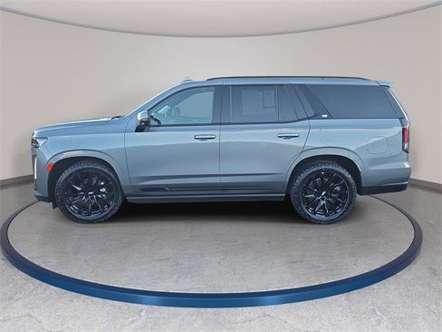 Used 2021 Cadillac Escalade Sport Platinum w/ LPO, ONYX Package image 9