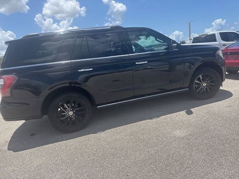 Used 2019 Ford Expedition Limited AWD/4WD image 3