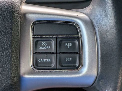 Used 2014 Dodge Challenger SXT RWD image 23